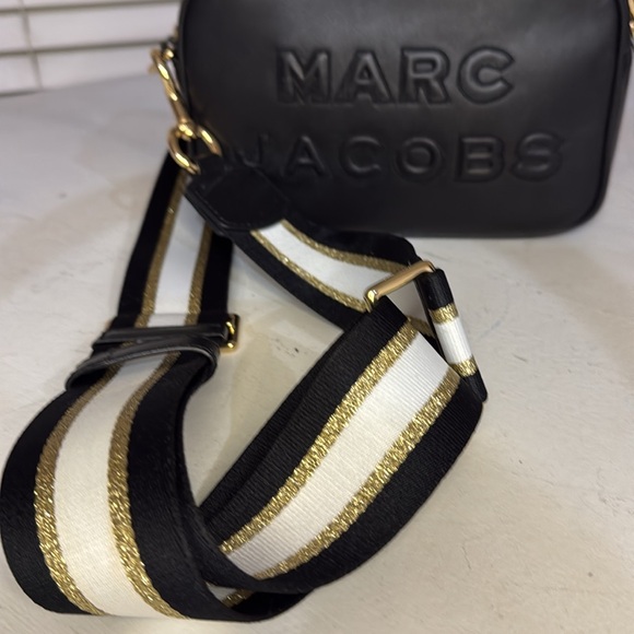 $395 MARC JACOBS Black Flash Leather Crossbody Bag w extra Gold Chain Strap - Picture 5 of 15